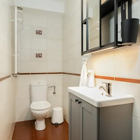 Dom Sianowska 130 M2, Parking & 3 Balkony By Renters * Πόζναν