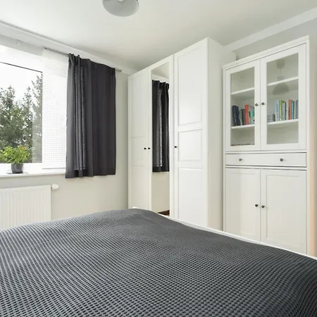 Dom Sianowska 130 M2, Parking & 3 Balkony By Renters アパート *