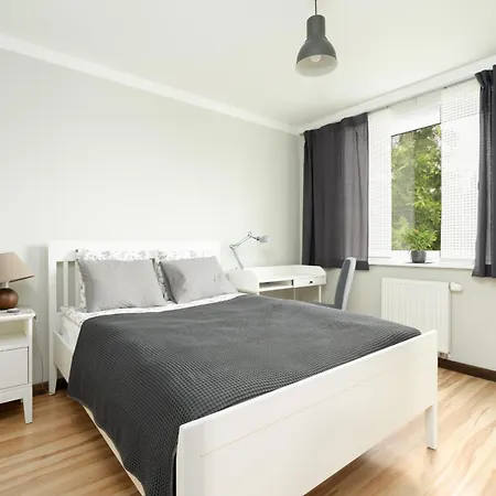 アパート Dom Sianowska 130 M2, Parking & 3 Balkony By Renters